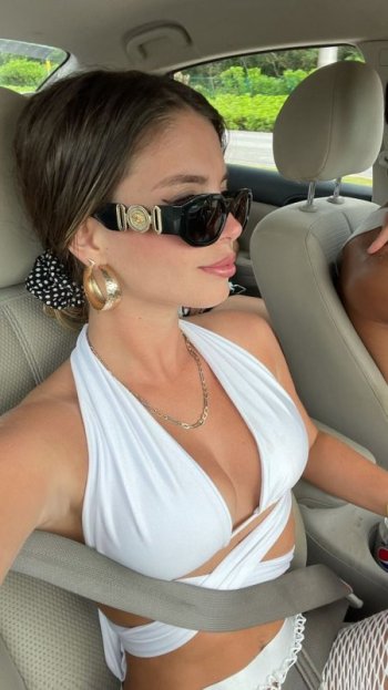 flavialaosu_1356065281637404088680308369658728586950242n.jpg flavialaosu_1356065281637404088680308369658728586950242n.jpg