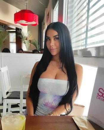 PILAR GASCA on Instagram_ _✨__CJ6gA2yrt3Q(JPG).jpg