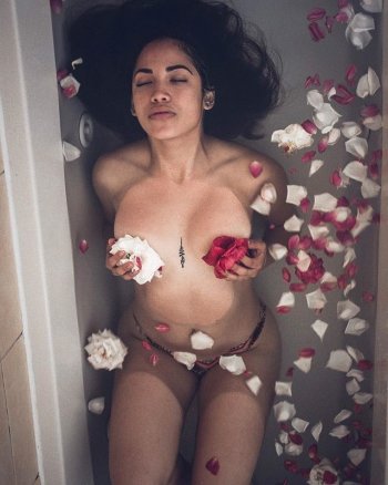 ale4491.jpg ale4491.jpg