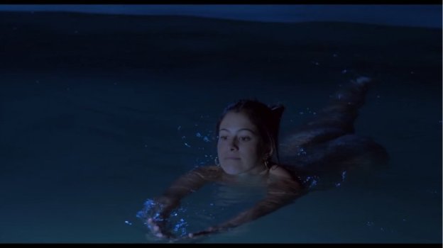 SEBASTIANA, LA MALDICION. ALICIA MERCADO TOPLESS Y CULO 0 (4).jpg