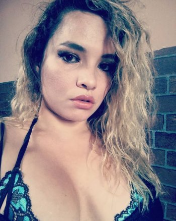 Photo by ROMY LA FINA Productora#Artist.jpg