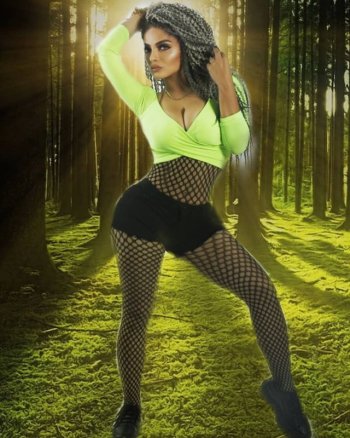 Photo by Jessy kate on February (1).jpg