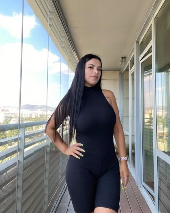 Photo by LiSset Silva in Sant.jpg Photo by LiSset Silva in Sant.jpg