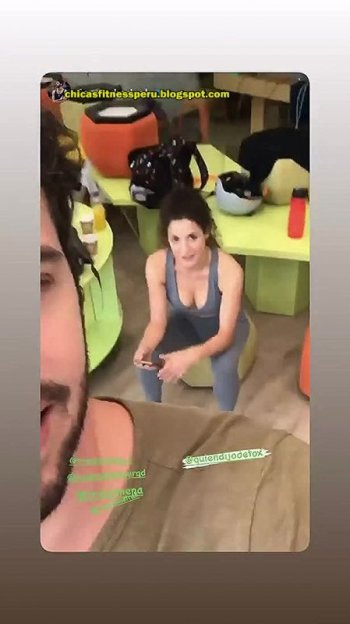 lucianablombergd's instagram 2021-2-6 story (1) 382.jpg