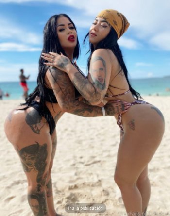 Nya and Una OFs 09.jpg