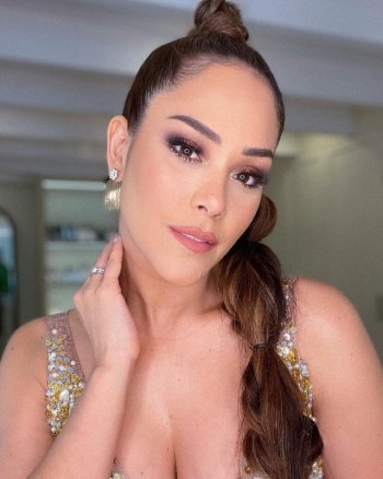 karenschwarzespinoza_20210515_3.jpg karenschwarzespinoza_20210515_3.jpg