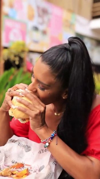 VideoCapture_20210518-201320.jpg VideoCapture_20210518-201320.jpg