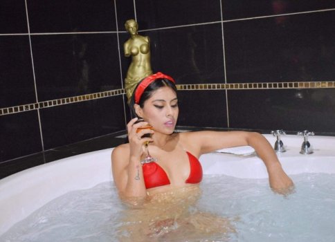 Sharon Valverde - 037 - 002.jpg