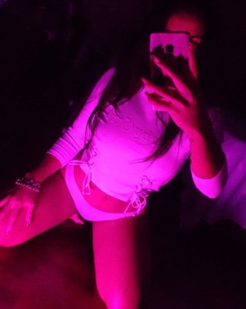 2021-04-29 21.12.39 2562960816958984866_1014299579.jpg