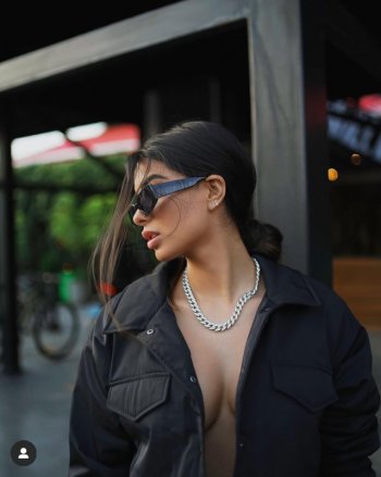 Screenshot_20210717-194942_Instagram Lite.jpg