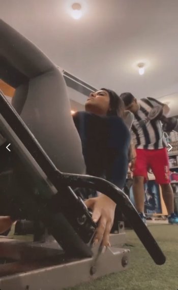 Screenshot_20210902-210537_Instagram Lite.jpg