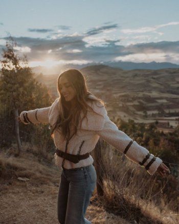 244054255_667006244176174_5300872254250233523_n (1).jpg