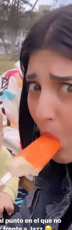 Screenshot_20211022-200425_Slow Motion Video Zoom Player.jpg