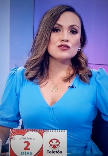 Screenshot_20211104-204632_Video Player.jpg