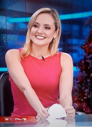 Screenshot_20211203-130224_Video Player.jpg