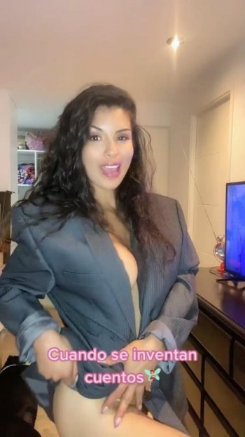 stephanyorue (5).jpg stephanyorue (5).jpg