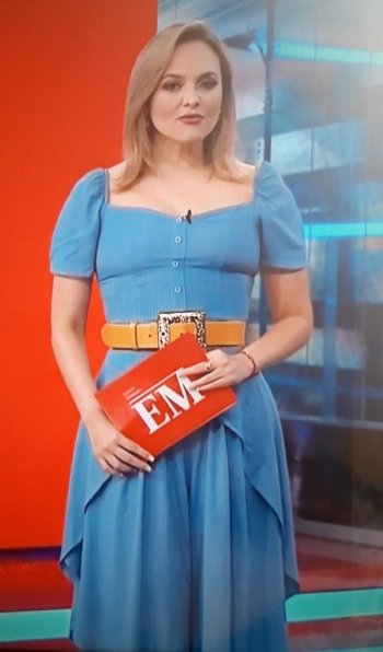 Screenshot_20220127-121447_Video Player.jpg