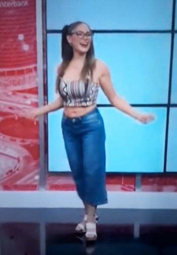 Screenshot_20220130-122043_Video Player.jpg