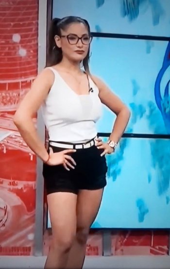 Screenshot_20220203-104549_Video Player.jpg