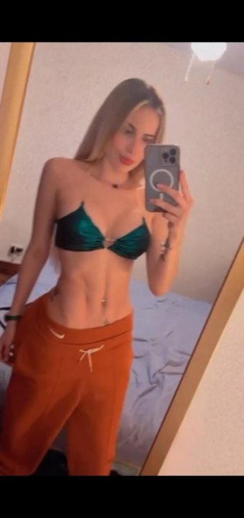 Screenshot_20220205-104344_Video Player.jpg