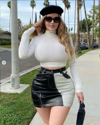 Anastasia OFs 007.png