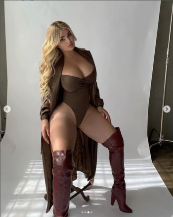 Anastasia OFs 028.png Anastasia OFs 028.png