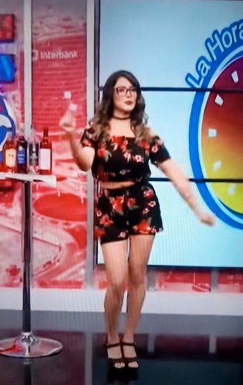 Screenshot_20220212-222645_Video Player.jpg