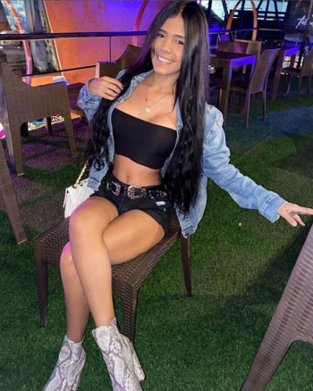 Screenshot 2022-02-15 at 08-07-41 Maria Theis ( theisssmaria) • Fotos y vídeos de Instagram.png