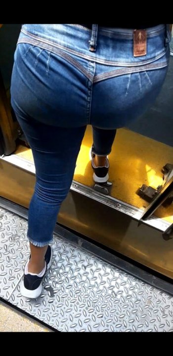 Screenshot_20220215-112834_Video Player.jpg