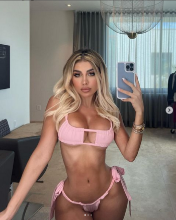 Alexa Dellanos 12.png Alexa Dellanos 12.png