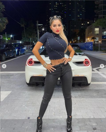 Alexa Dellanos 16.png Alexa Dellanos 16.png