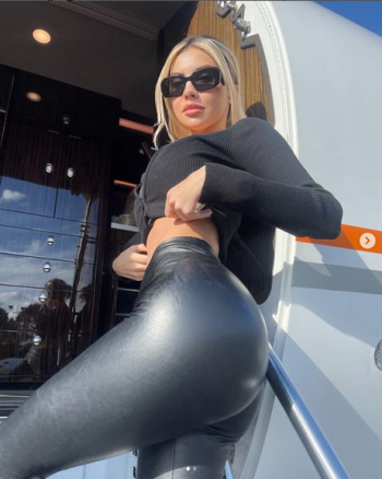 Alexa Dellanos 25.png Alexa Dellanos 25.png