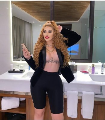 Alexandra MVP 13.jpg Alexandra MVP 13.jpg