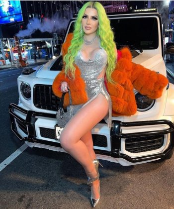 Alexandra MVP 64.jpg Alexandra MVP 64.jpg