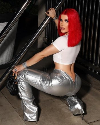 Alexandra MVP 71.jpg Alexandra MVP 71.jpg