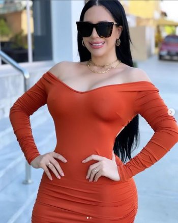 Amelia Alcantara 17.jpg