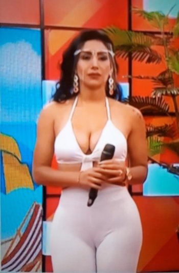 Screenshot_20220218-111526_Video Player.jpg