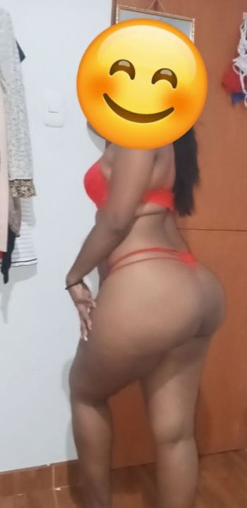 milf negra 1.jpg