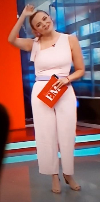 Screenshot_20220218-130326_Video Player.jpg