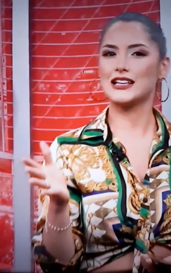 Screenshot_20220222-135310_Video Player.jpg