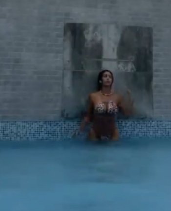 Screenshot_20220307-134447_Video Player.jpg