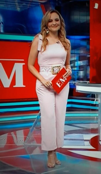 Screenshot_20220307-122546_Video Player.jpg