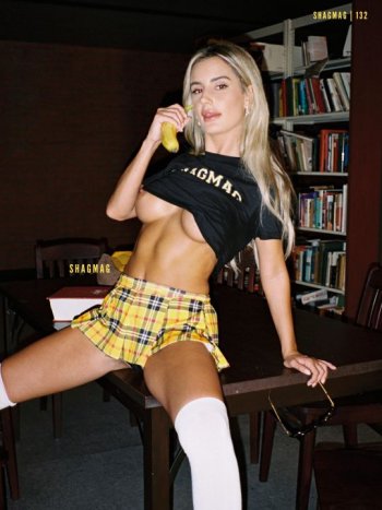 Julia-Rose-Nude-September-Shagmag-91.jpg