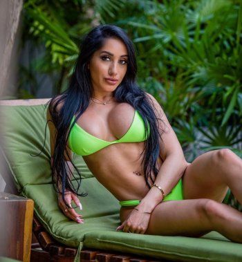 Narmin Assria - USA 33.jpg