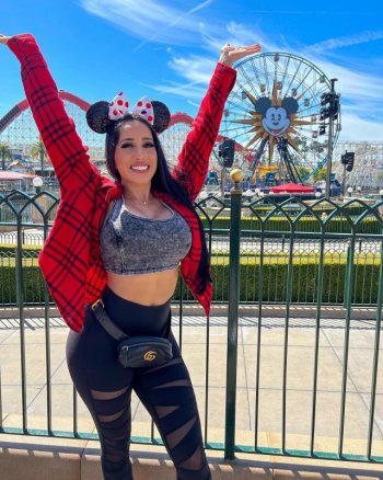 Narmin Assria - USA 58.jpg