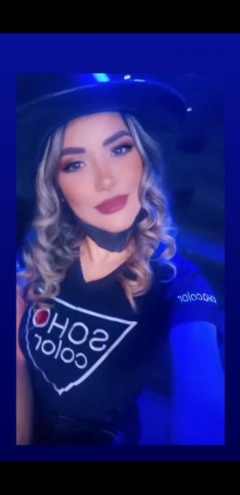 Screenshot_20220430-211838_Video Player.jpg