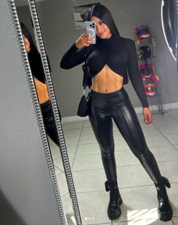 MaR1anny (@marianny1616) � Fotos y videos de Instagram - Google Chrome_Snap_124.jpg