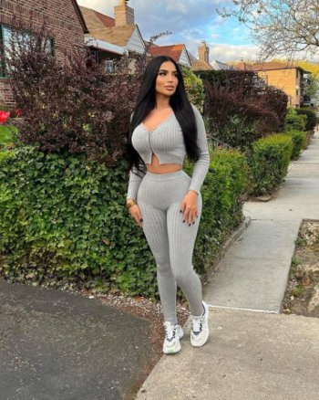 Kathleen Molina (@kathleenmolina_) � Fotos y videos de Instagram - Google Chrome_Snap_052.jpg