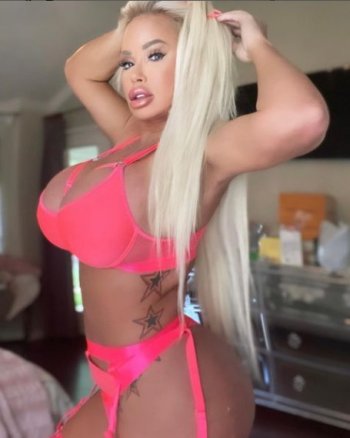 Houston�s Vixen (@htx_vixen) � Fotos y videos de Instagram - Google Chrome_Snap_003.jpg