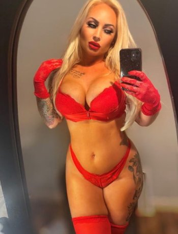 Taylor Jax (@taylorjaxukbackup) � Fotos y videos de Instagram - Google Chrome_Snap_028.jpg